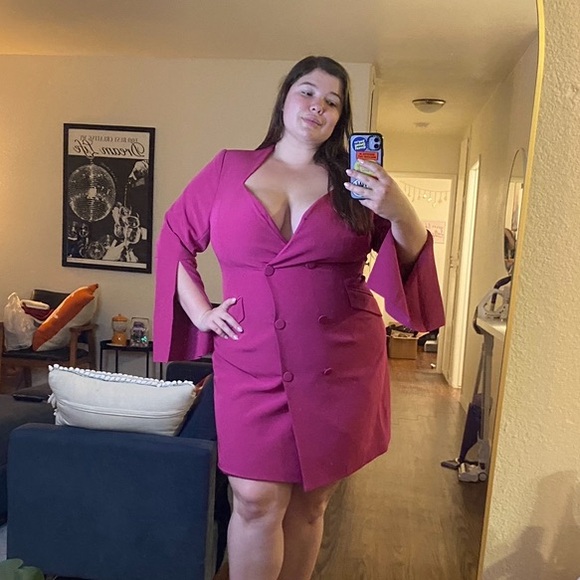 NWT Kallie Dress from City Chic in a Size 18 in Pop Pink - Picture 3 of 13